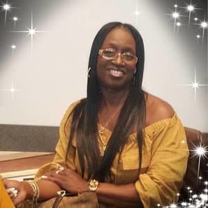 Meet your Posher, Sharon